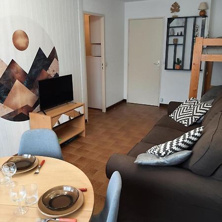 Appartement Avec Terrasse Centre Samoens Exterior photo