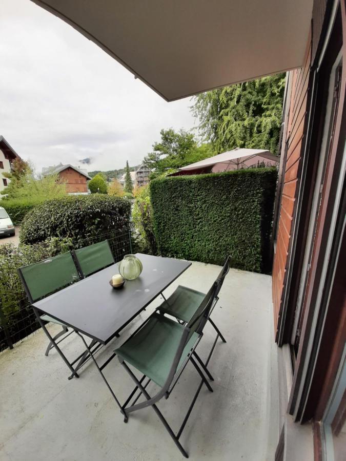 Appartement Avec Terrasse Centre Samoens Exterior photo
